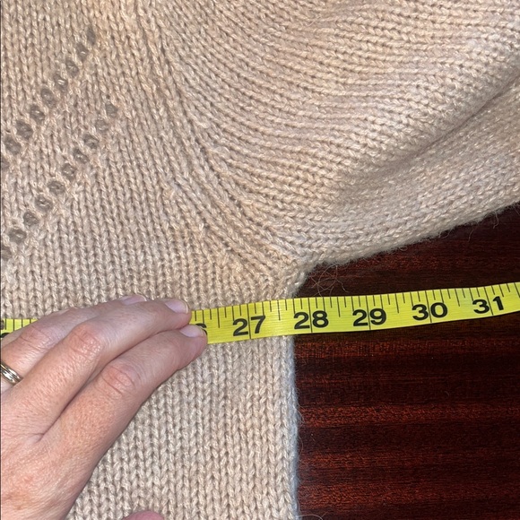 H&M Wool Alpaca Blend Cream Turtleneck Oversized Sweater - Picture 9 of 11